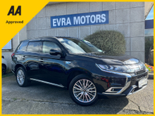 Mitsubishi Outlander G 4WD PHEV HYBRID AUTOMATIC 2.4 PETROL //HIGH SPEC//LOW MILES//HALF LEATHER HEATED SEATS//HEATED STEERING WHEEL//KEYLESS ENTRY//REVERSE CAMERA//