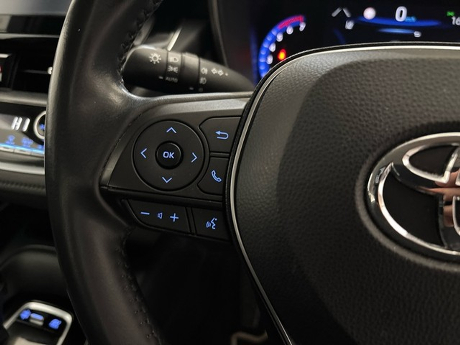 Toyota Corolla HYB LUNA SALOON 4DR AUTO — thumbnail 12