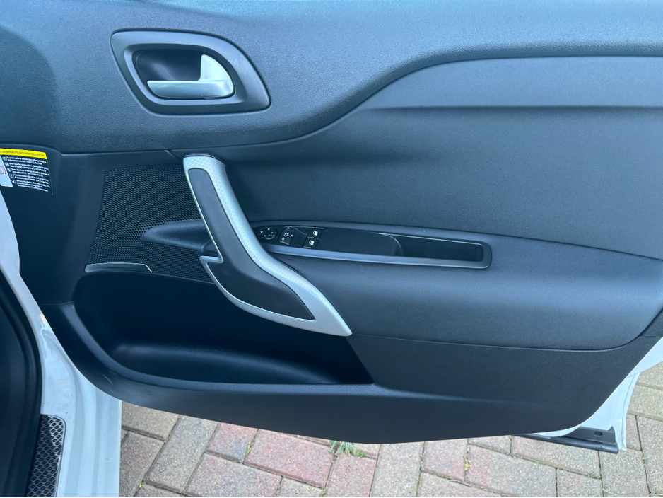 2019 Citroen DS4 1.6L Diesel For Sale Images