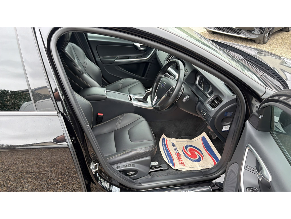 2017 Volvo V60 2L Diesel For Sale Images