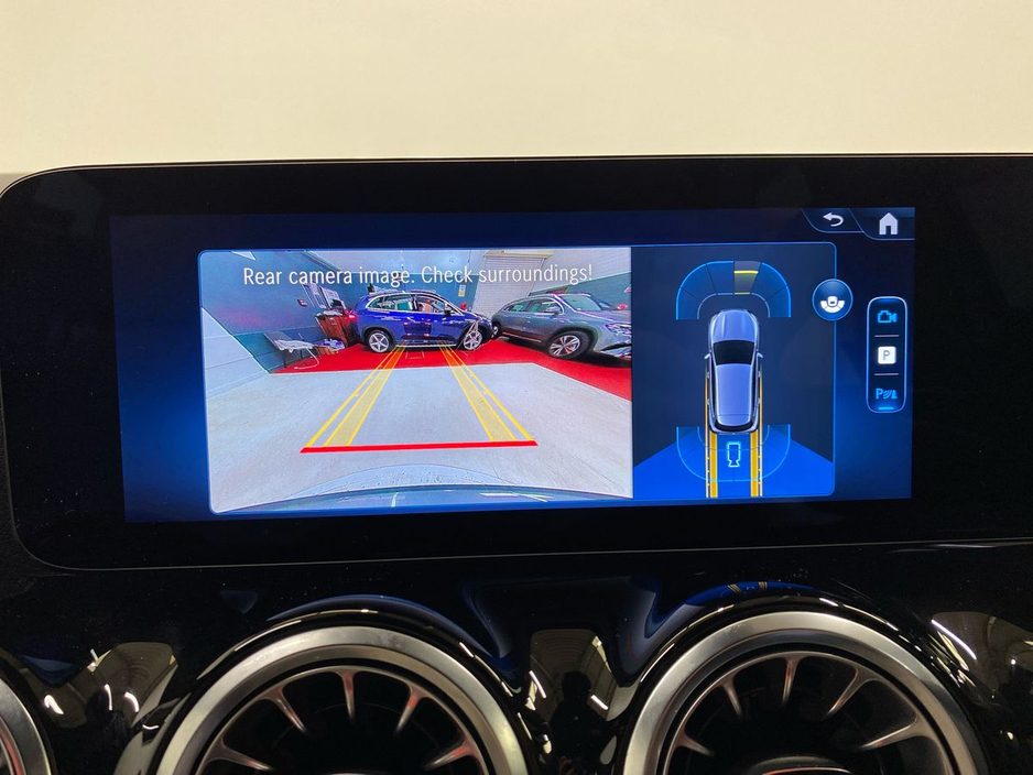 Mercedes-Benz GLA Class GLA 200 d Progressive Plus — thumbnail 15