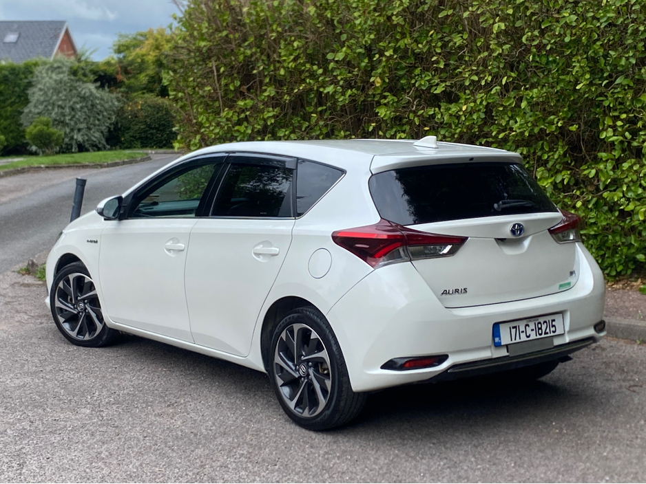 2017 Toyota Auris 1.8L Hybrid For Sale Images