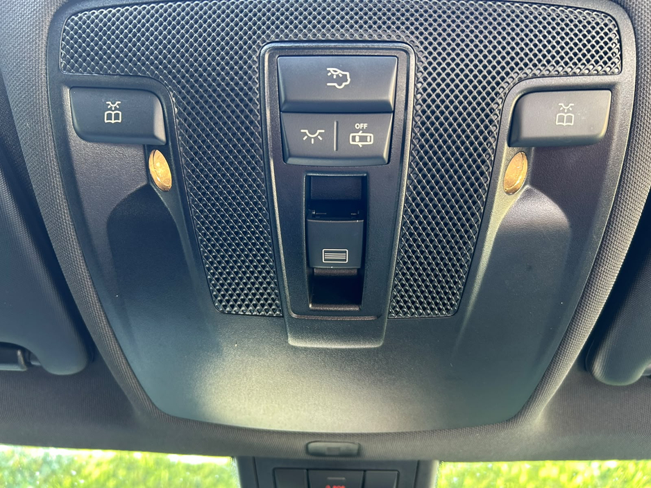 2016 Mercedes-Benz CLA Class 2.1L Diesel For Sale Images