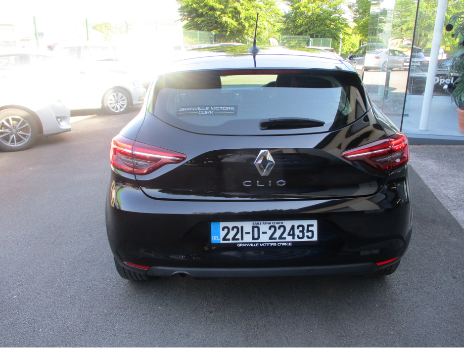 2022 Renault Clio 1L Petrol For Sale Images