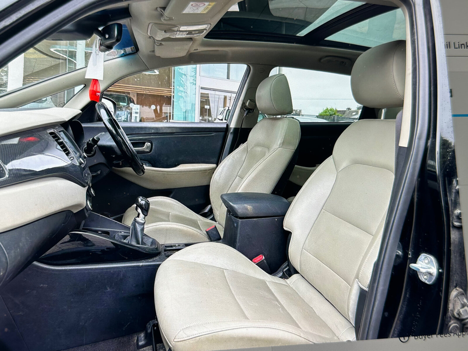 2018 Kia Carens 1.7L Diesel For Sale Images