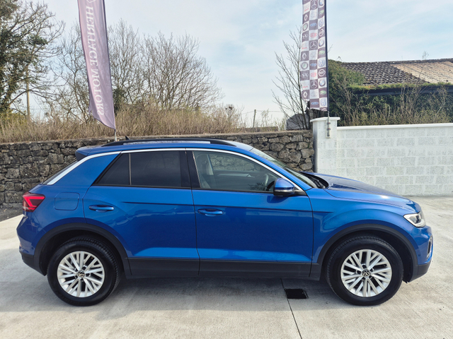 2023 VOLKSWAGEN T-ROC LIFE 1.0 TSI MANUAL 6SPEED FWD 110HP 5 5DR