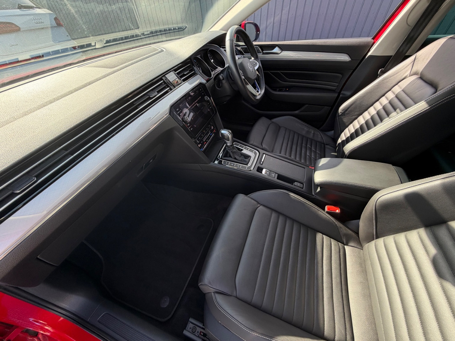2022 Volkswagen Passat 1.4L Hybrid For Sale Images