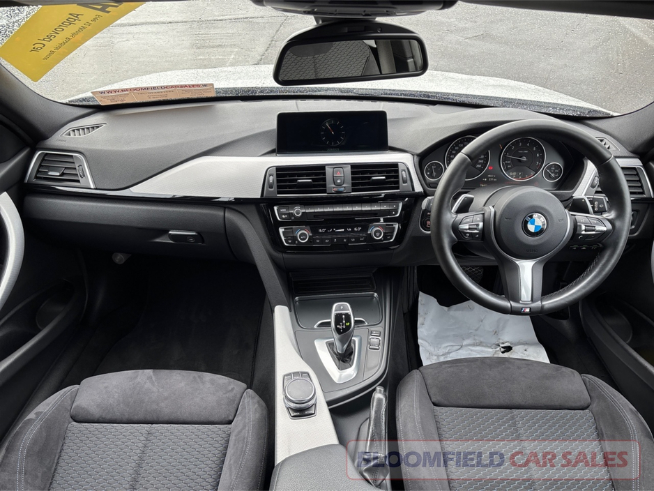 BMW 3 Series 320i MSPORT , AUTO // PRISTINE — thumbnail 12