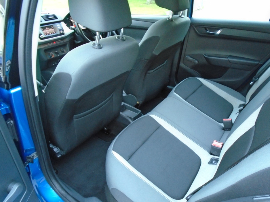 2015 Skoda Fabia 1L Petrol For Sale Images