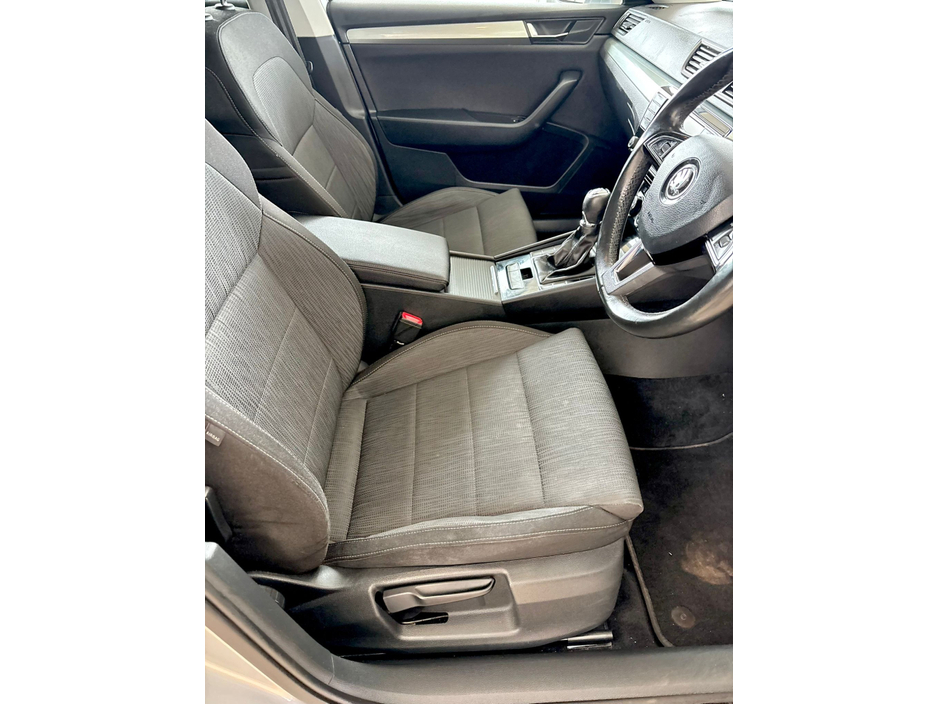 2017 Skoda Superb 1.6L Diesel For Sale Images
