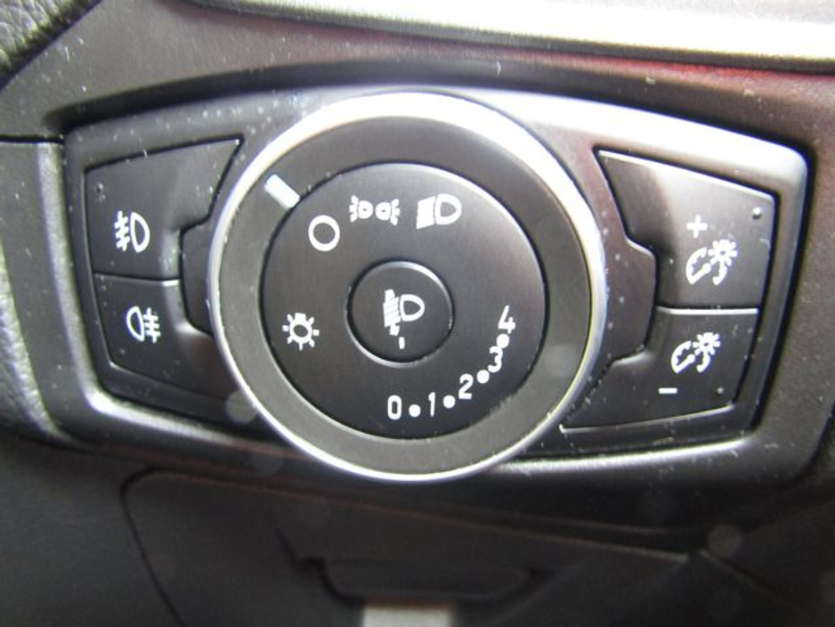 Ford Focus Style 5DR 1.5TD 95PS 6SPD 4DR — thumbnail 28