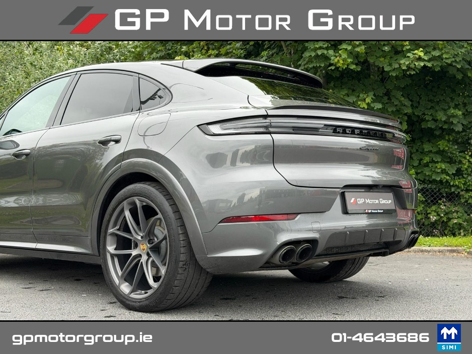 2024 Porsche Cayenne 3L Petrol Plug-in Hybrid For Sale Images