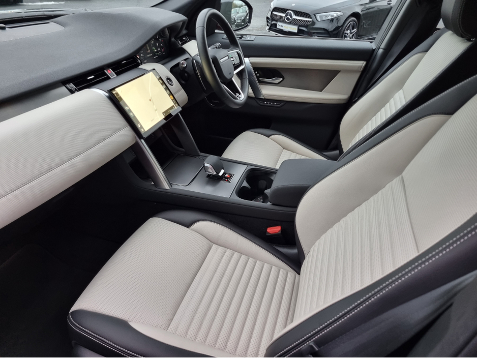 2024 Land Rover Discovery Sport 1.5L Petrol Plug-in Hybrid For Sale Images