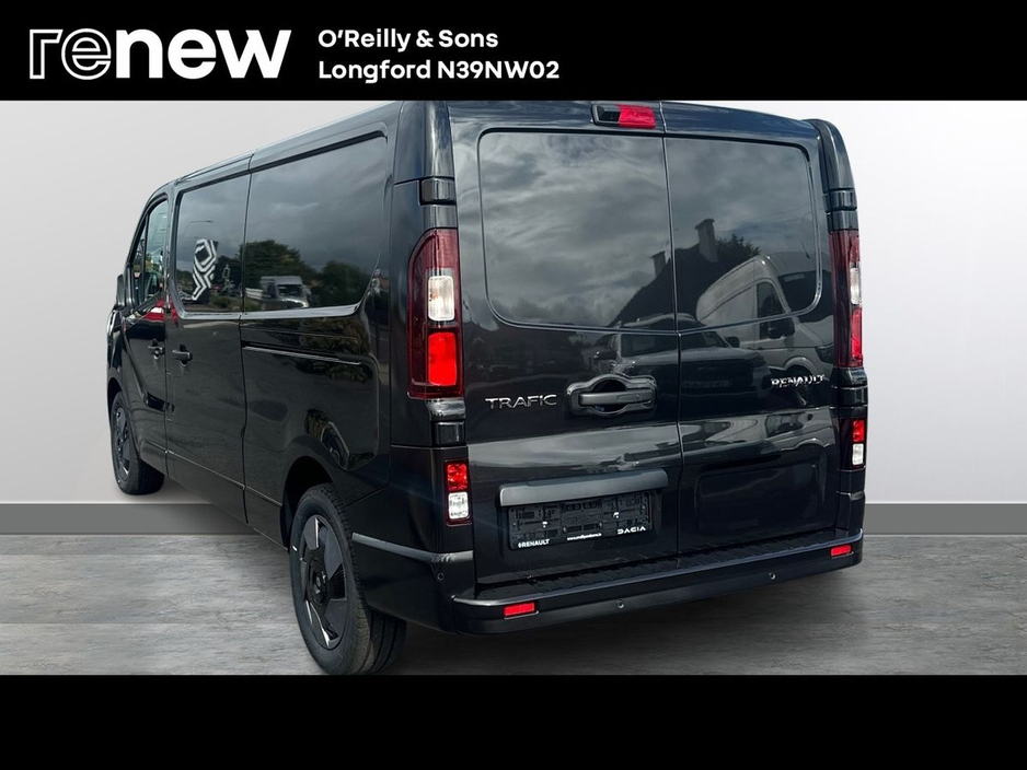 2026 Renault Trafic 2L Diesel For Sale Images
