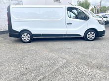 2023 Renault Trafic 2L Diesel For Sale Images