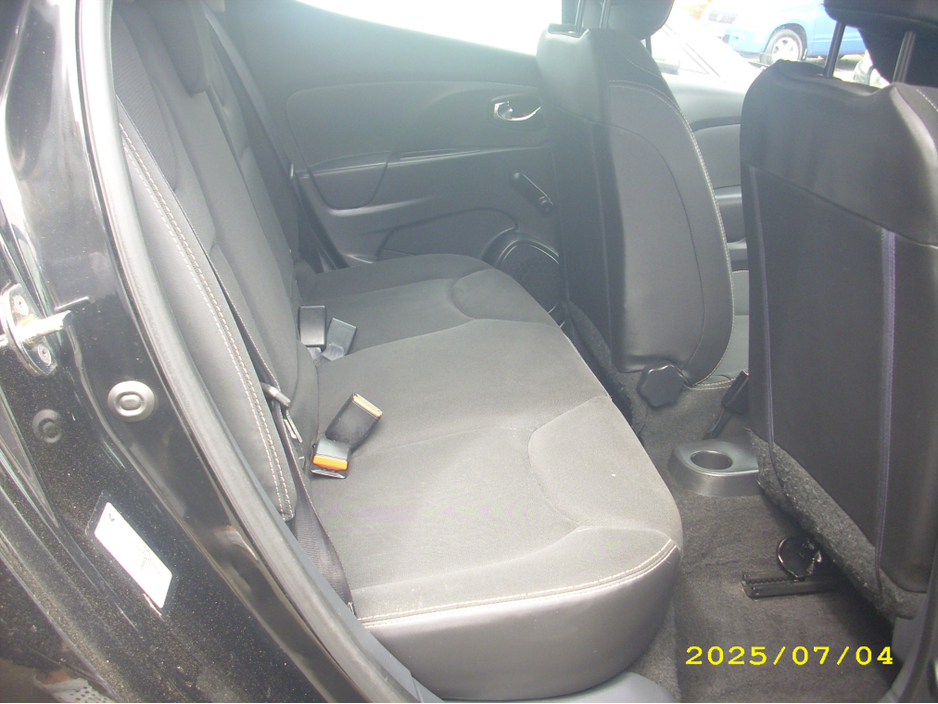 2015 Renault Clio 1.1L Petrol For Sale Images