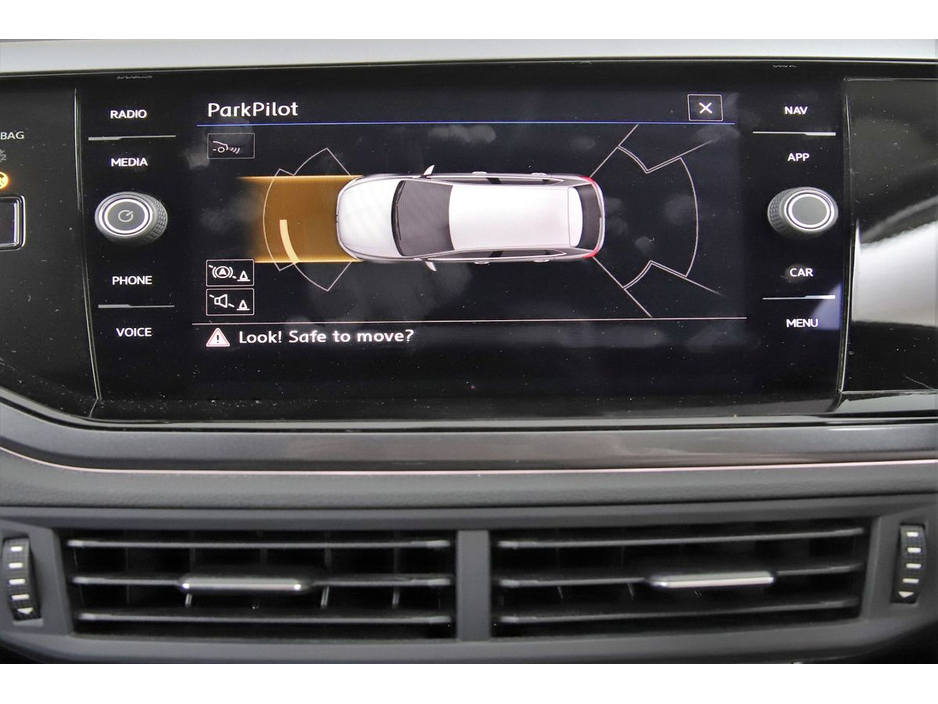 Volkswagen Polo 1.0 TSI DSG COMFORTLINE *DIG DASH*REVERSE CAM*CARPLAY*ANDROID* — thumbnail 21