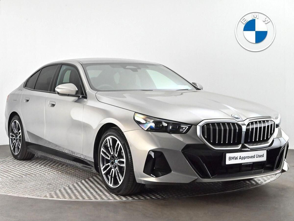 2026 BMW 5 Series 2L Petrol Plug-in Hybrid For Sale Images