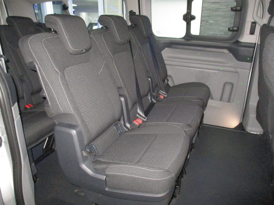 2026 Ford Transit Custom 2.5L Petrol Plug-in Hybrid For Sale Images