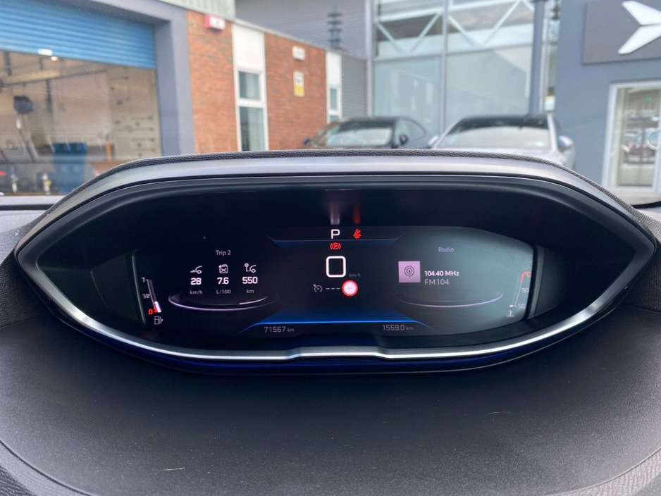 Peugeot 3008 1.5 BlueHDi 130bhp Auto Allure — thumbnail 10