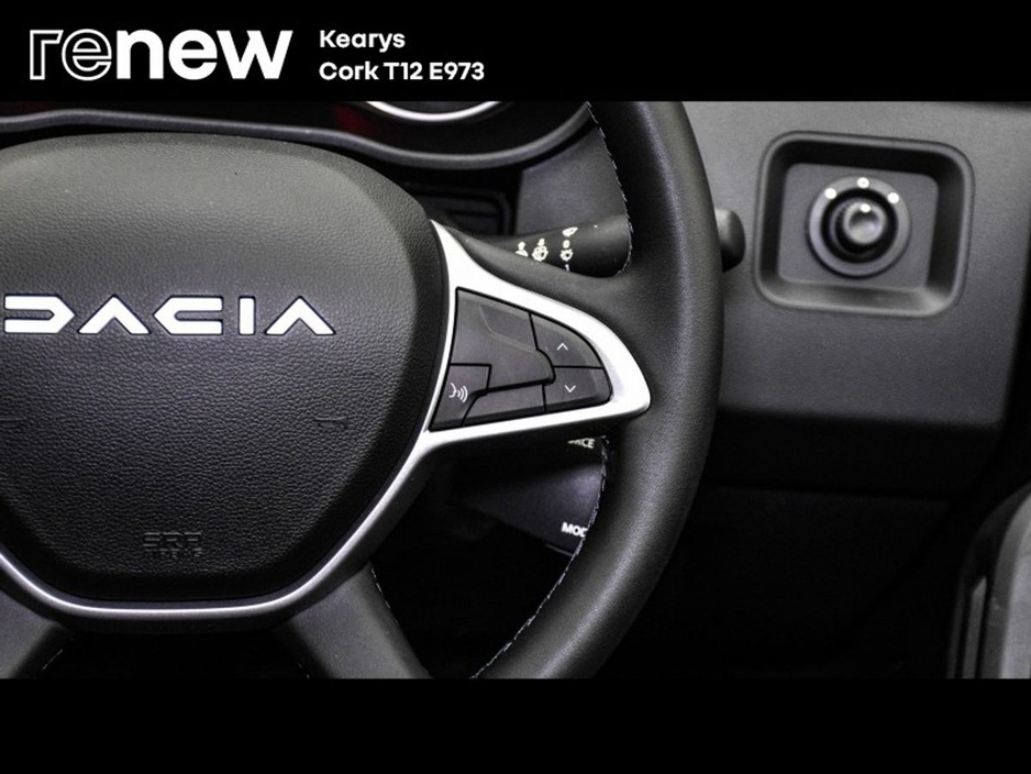 Dacia Duster Expression TCe 90 DFull MY23.5 — thumbnail 18