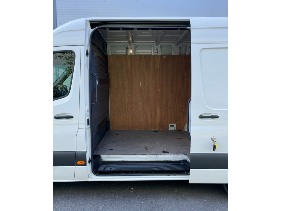Used Mercedes-Benz Sprinter  (2021)