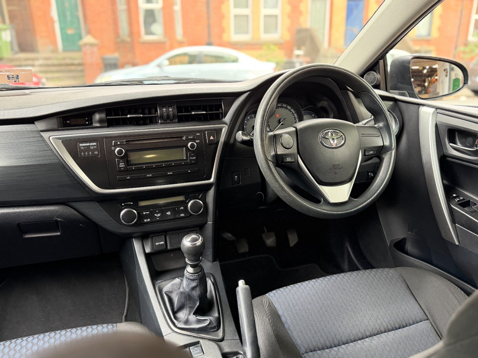 2013 Toyota Auris 1.4L Diesel For Sale Images