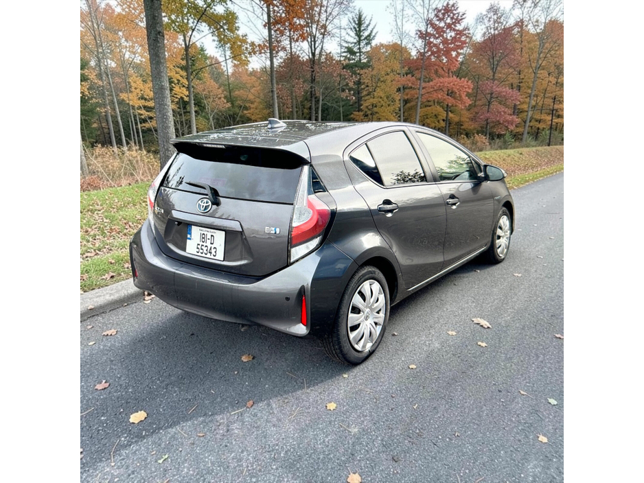 2018 Toyota Aqua 1.5L Petrol Hybrid For Sale Images