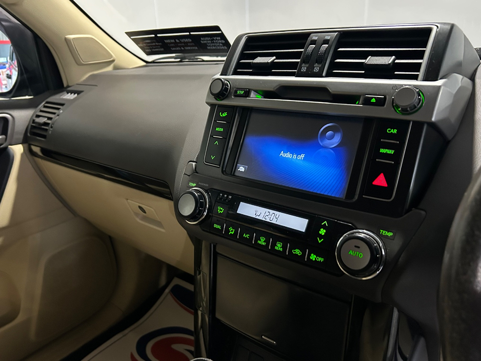 2015 Toyota Landcruiser 3L Diesel For Sale Images
