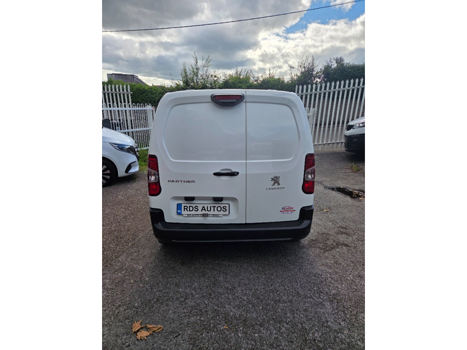 2021 Peugeot Partner 1.5L Diesel For Sale Images