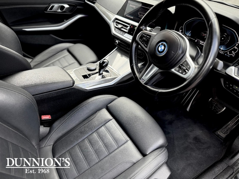 2022 BMW 3 Series 2L Hybrid For Sale Images