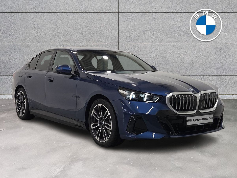 2026 BMW 5 Series 2L Petrol Plug-in Hybrid For Sale Images