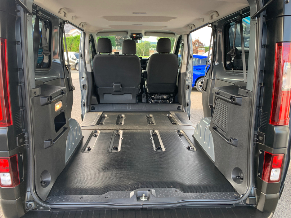 2023 Renault Trafic 2.0L Diesel For Sale Images