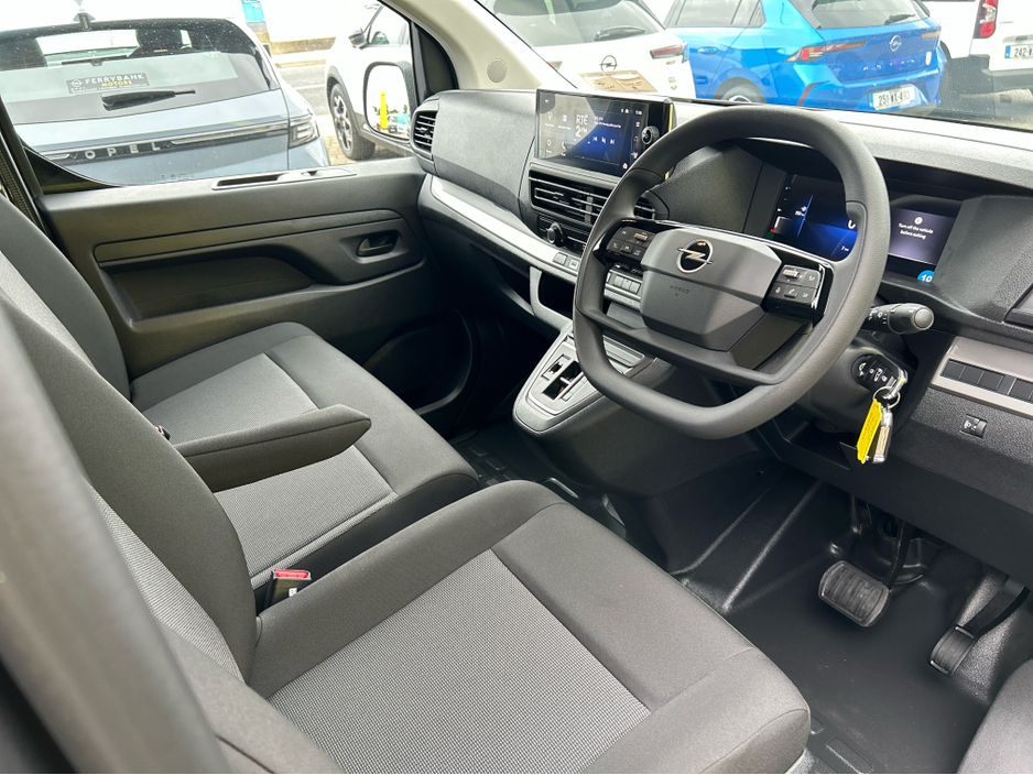 2025 Opel Vivaro 1.5L Diesel For Sale Images