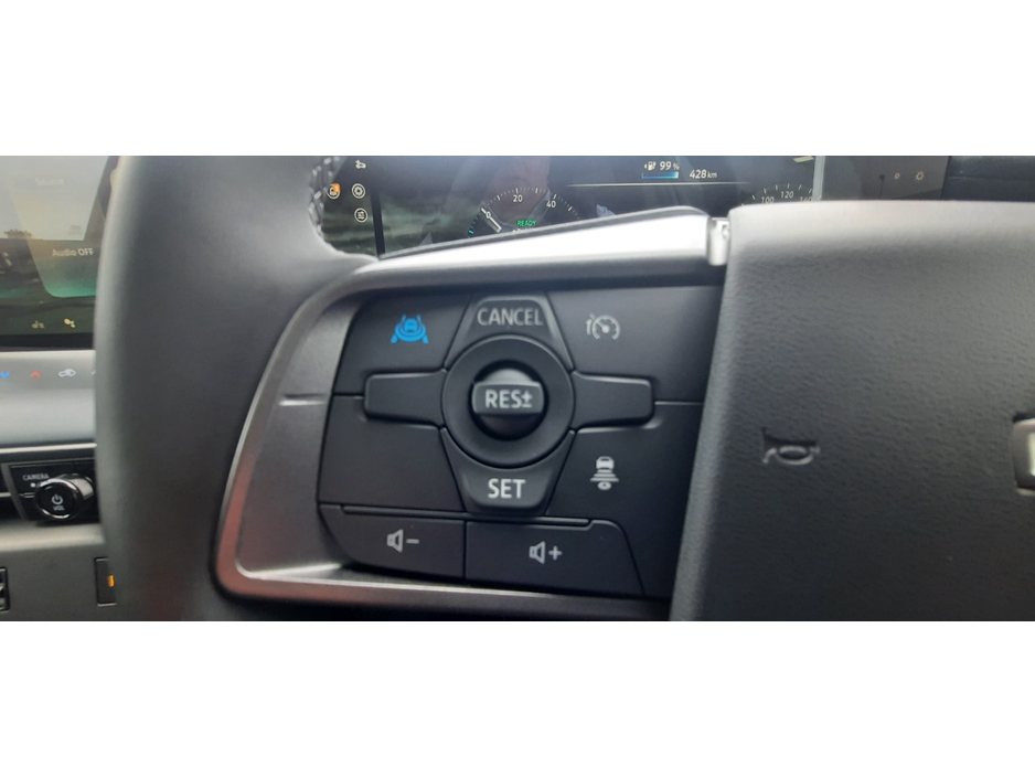 Nissan Leaf 52KW EVOLVE 5DR AUTO 2 TONE — thumbnail 18