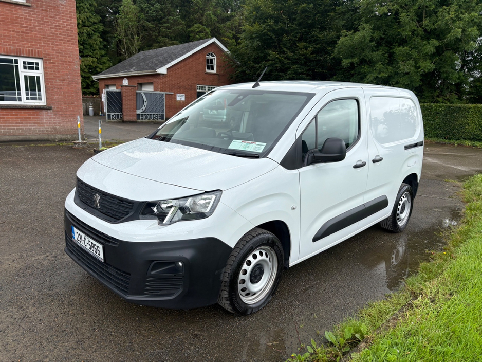 2023 Peugeot Partner 1.5L Diesel For Sale Images