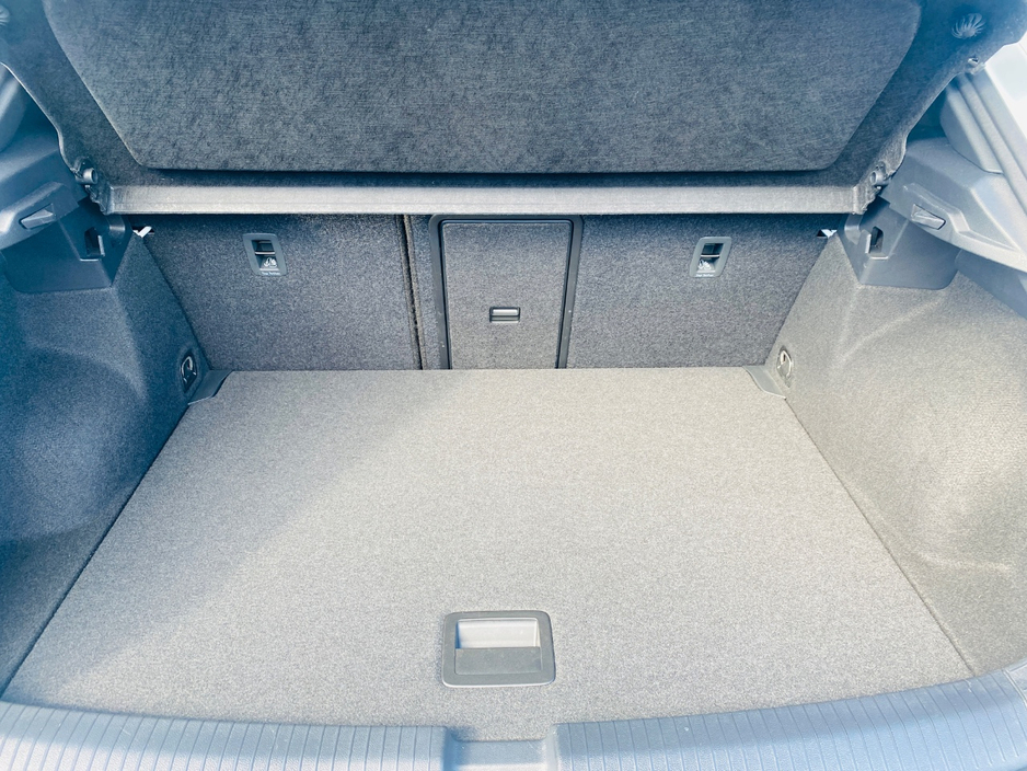 2023 Volkswagen T-Roc 2L Diesel For Sale Images