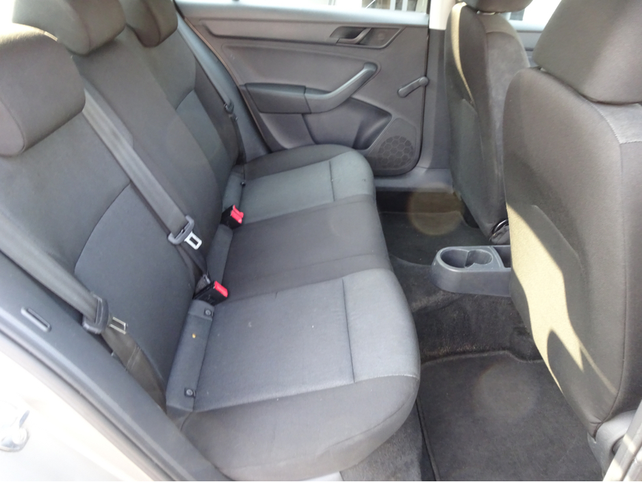 2013 Skoda Rapid 1.6L Diesel For Sale Images