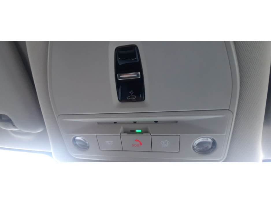 Nissan Leaf 52KW EVOLVE 5DR AUTO 2 TONE — thumbnail 22