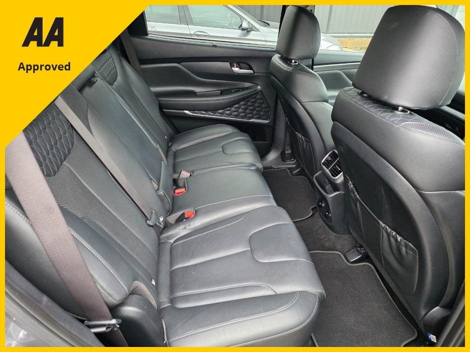 2019 Hyundai Santa Fe 2.2L Diesel For Sale Images