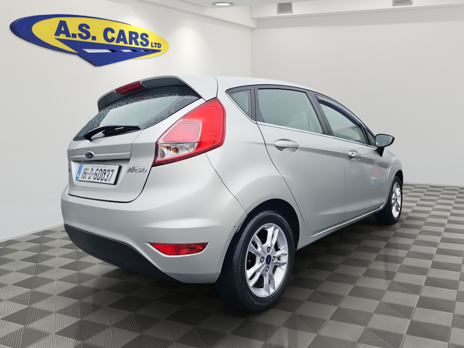 Ford Fiesta 1.0 ZETEC — thumbnail 4