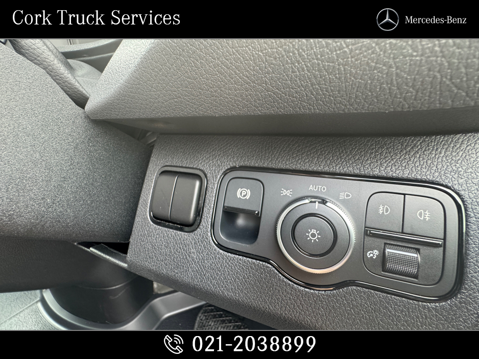 Used Mercedes-Benz Sprinter 319.36 Select 30 Premium Limited Edition  (2025)
