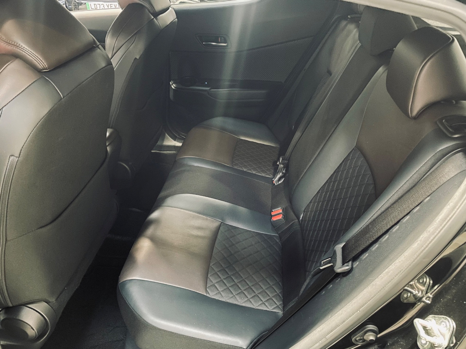 2018 Toyota C-HR 1.8L Hybrid For Sale Images