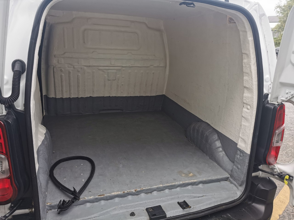 2022 Citroen Berlingo 1.5L Diesel For Sale Images