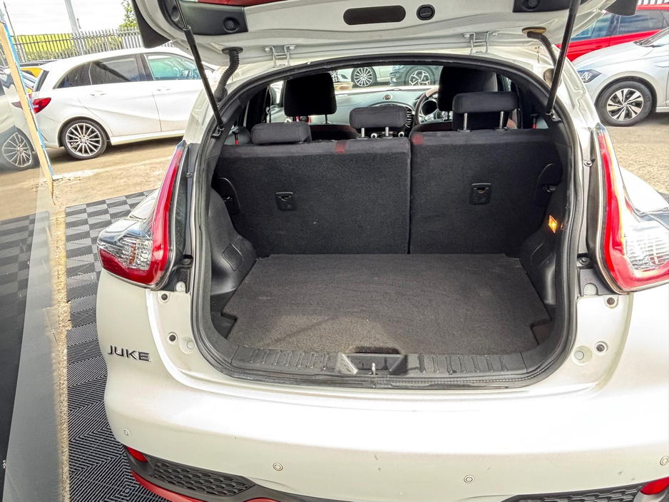 Nissan Juke Nissan Juke 1.2 petrol, manual, lots of extras — thumbnail 4