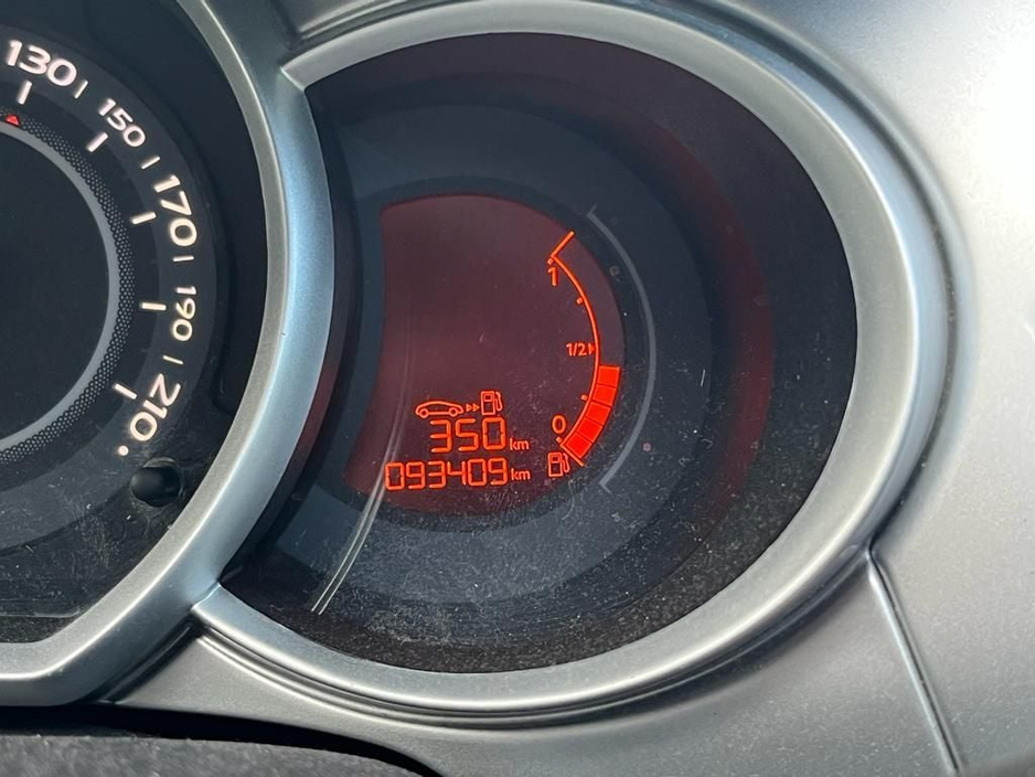 Citroen C3 1.4 VTR+ Hatchback Diesel Manual (70bhp) — thumbnail 7