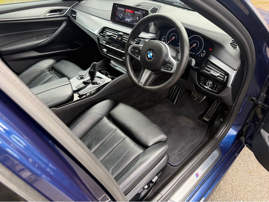 2019 BMW 5 Series 2L Petrol Plug-in Hybrid For Sale Images