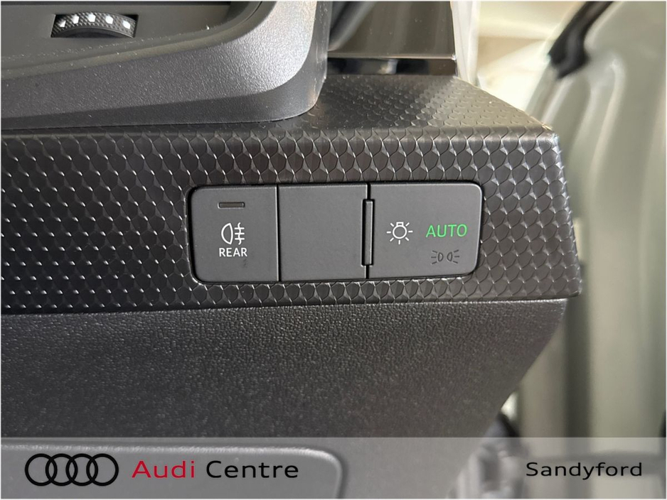Audi A1 SB 30 TFSI 116HP S-T SE — thumbnail 14