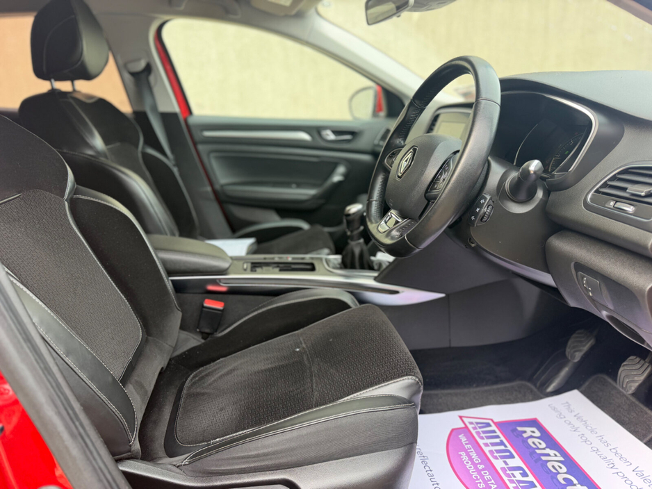 Renault Megane 1.5 DCI 110 GT LINE NAV EDC — thumbnail 6