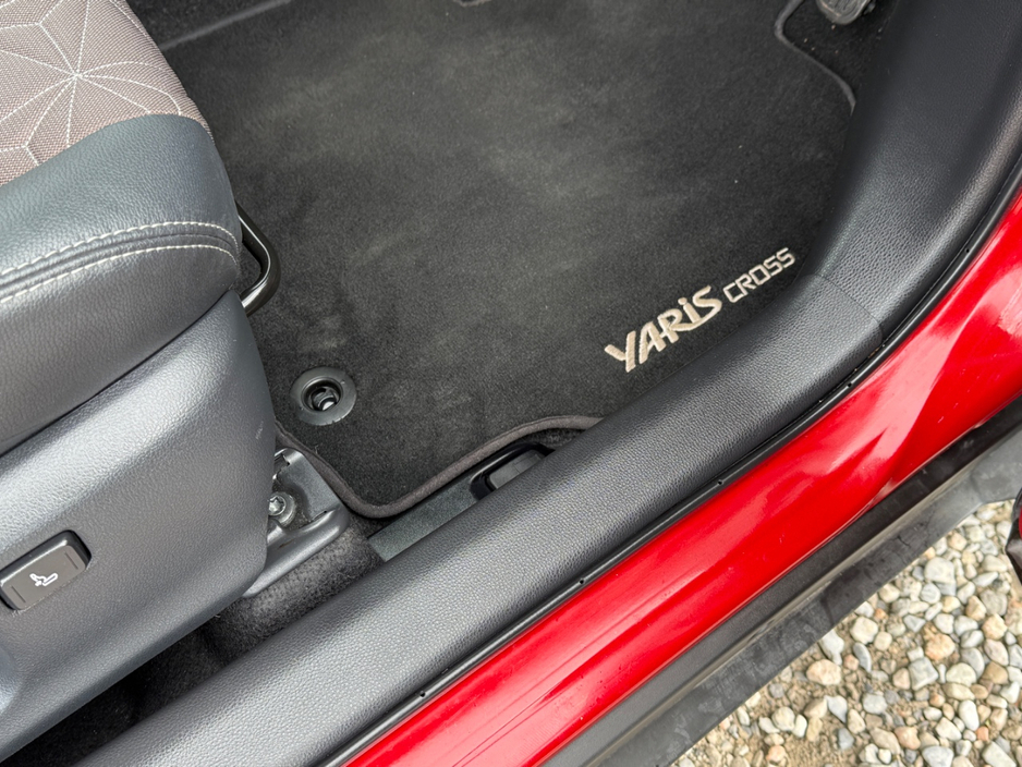 2024 Toyota Yaris Cross 1.5L Petrol Hybrid For Sale Images